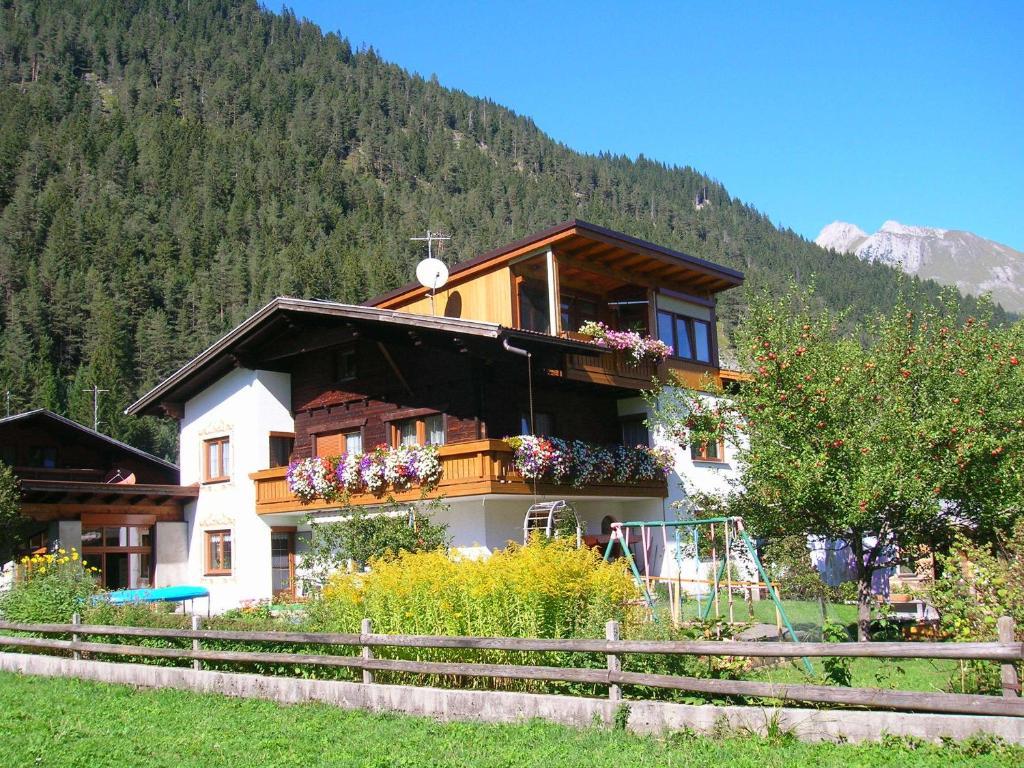 Apartamento Kerber Bach (Tyrol)